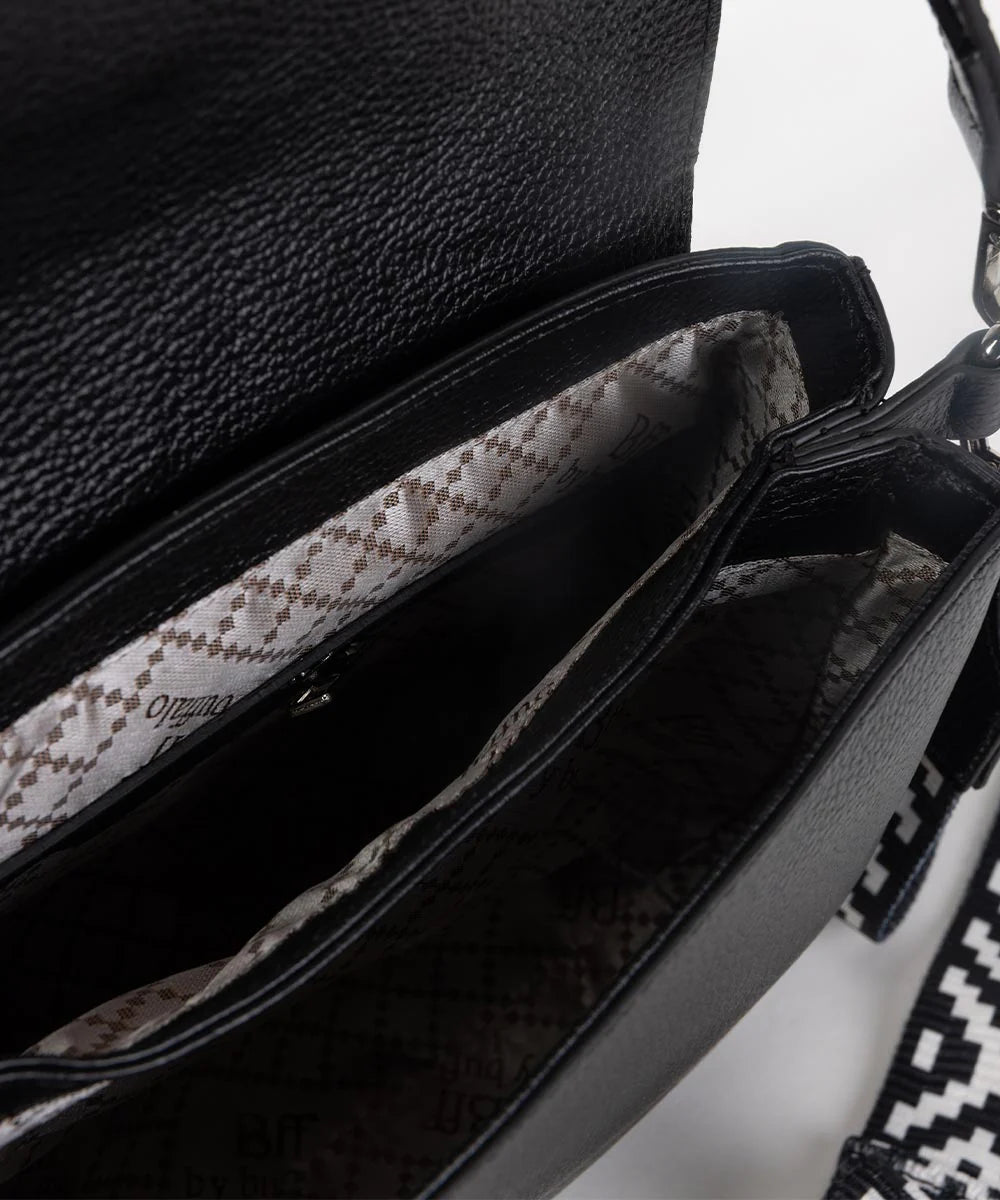 CRNA KOŽNA TORBA MELBURN | 249