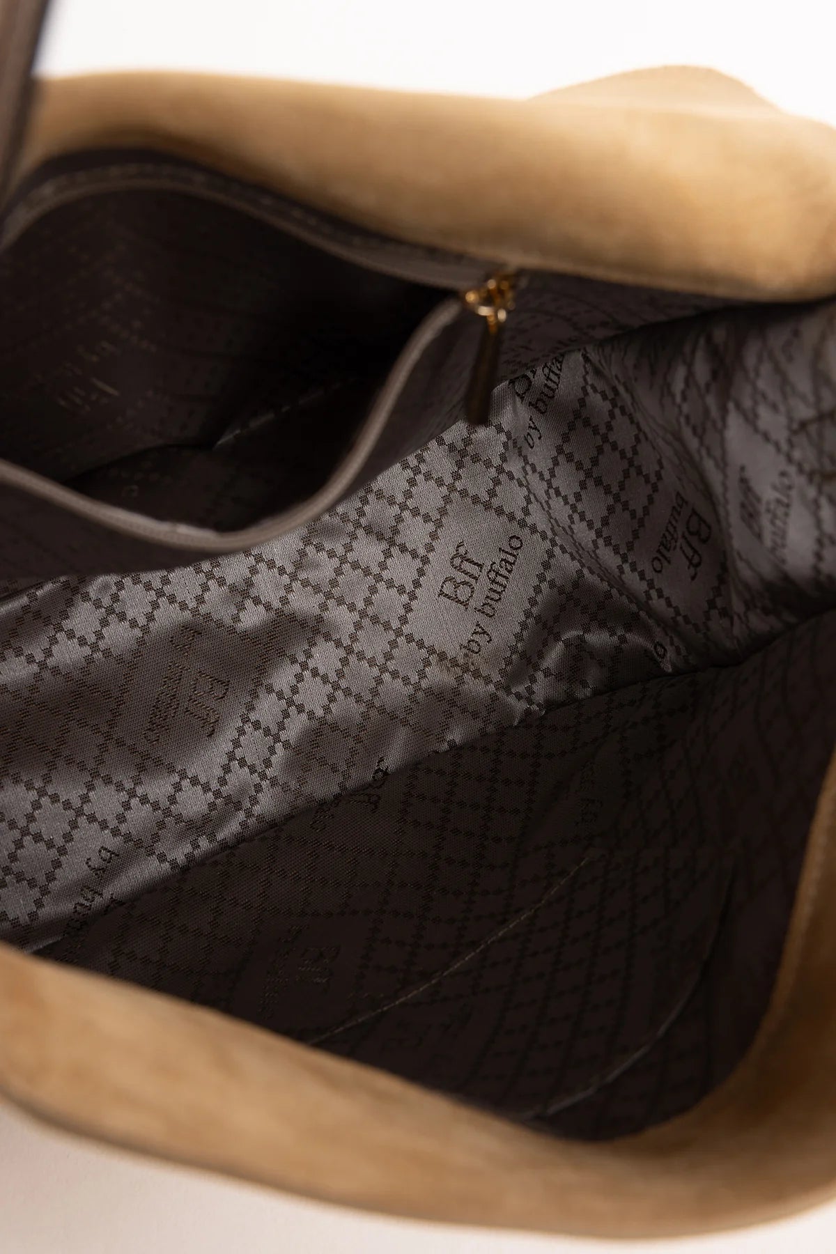 BEŽ ŽENSKA TAŠNA BARSELONA 251